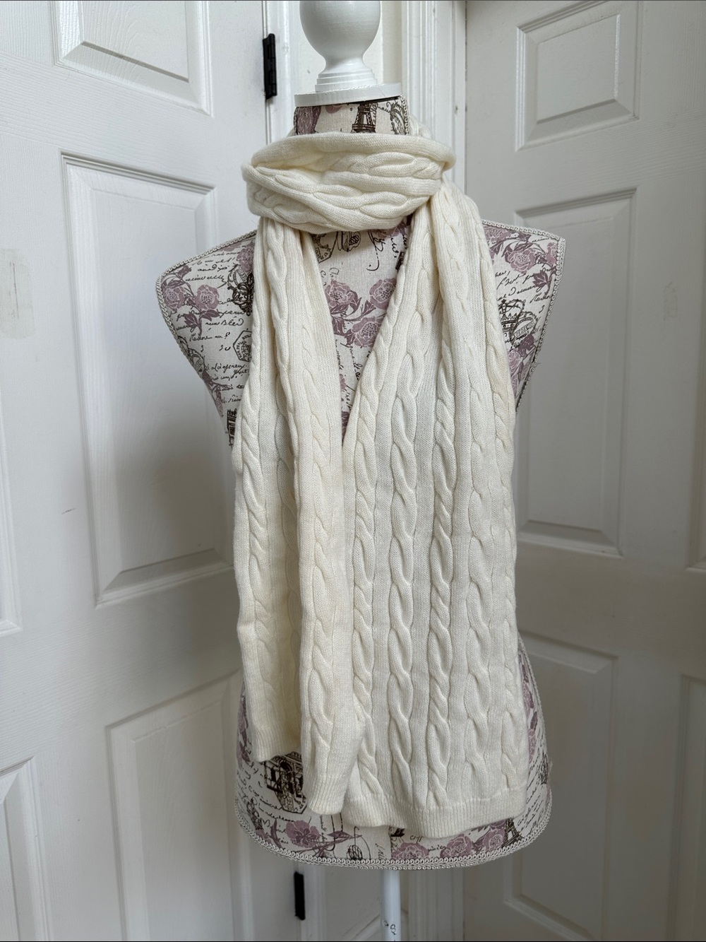 Talbots Classic Cable Knit Cream Scarf 30% Lambswool OS